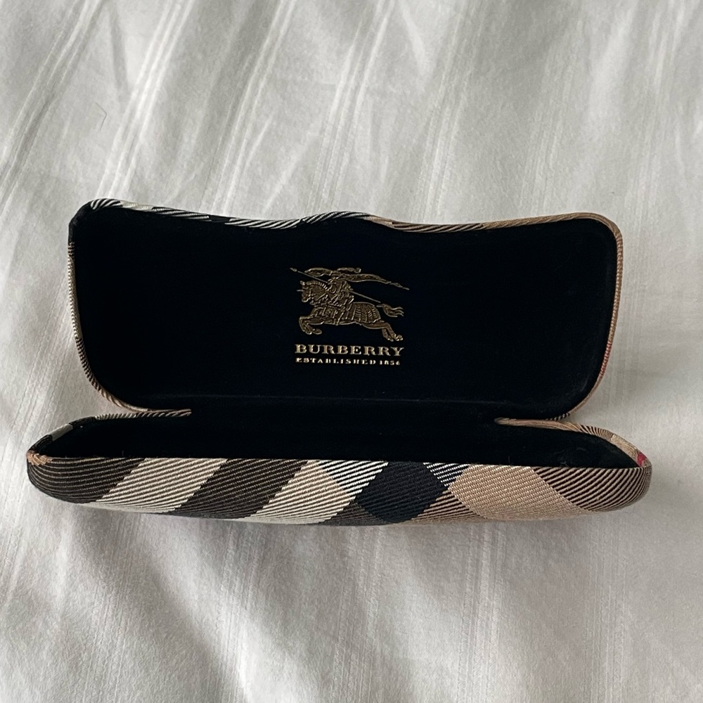 Burberry Black and Brown Nova Check Hard Clam Glasses or Sunglasses Case